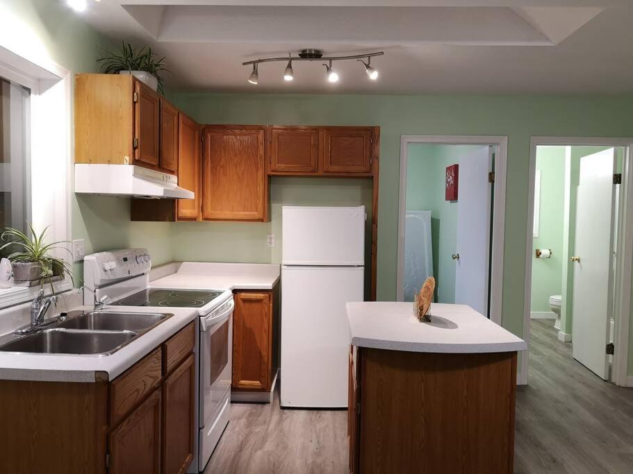 Countryroad Cozy 2Bedrooms Suite2 Nanaimo Kültér fotó